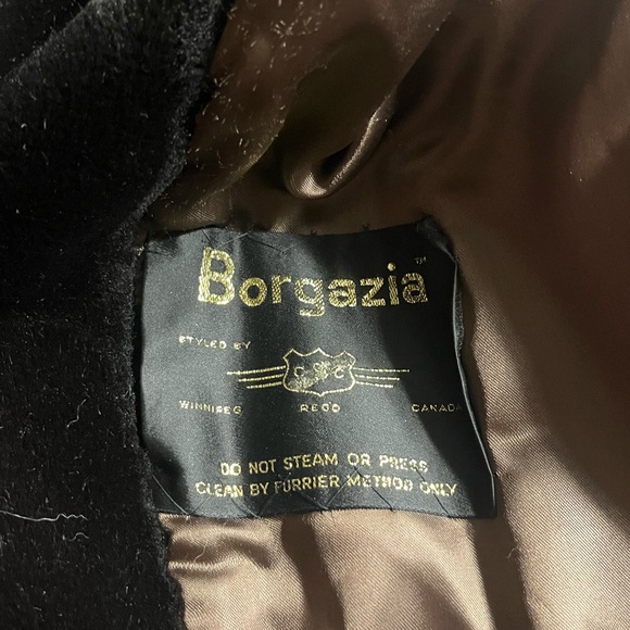 Beautiful vintage faux fur coat - Picture 5 of 10